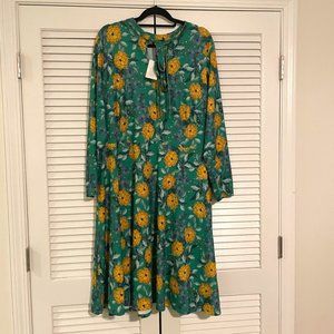 Eloquii Tie Neck Midi Dress in Green Floral